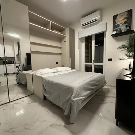 Apartment In Centro - Porta Venezia Milan